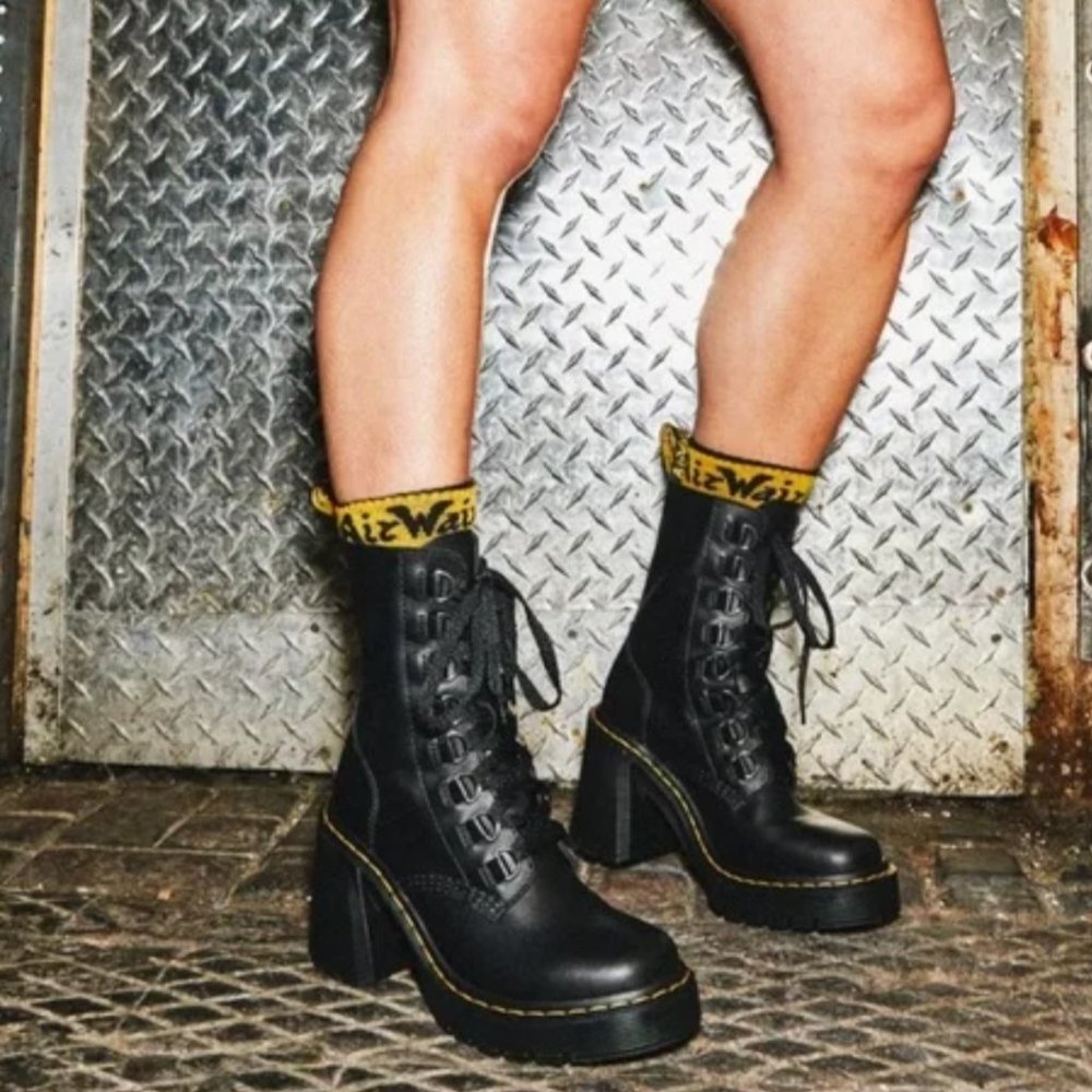 DR MARTENS CHESNEY